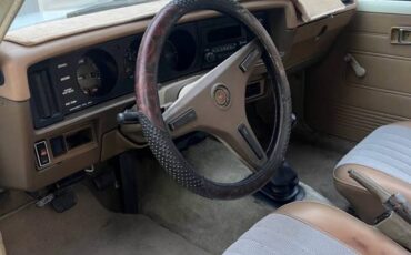 Toyota-corona-1977-white-5