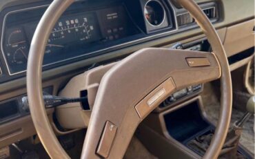 Toyota-corona-1980-brown-3