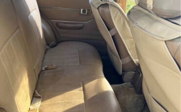 Toyota-corona-1980-brown-7