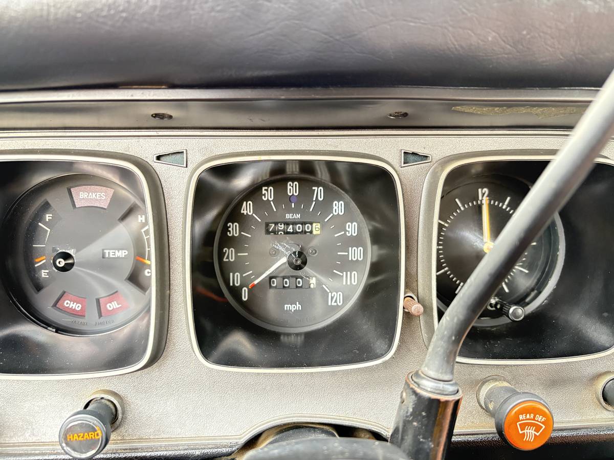 Toyota-corrona-1973-white-6