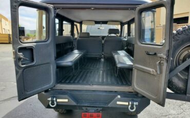 Toyota-fj45-1984-grey-11