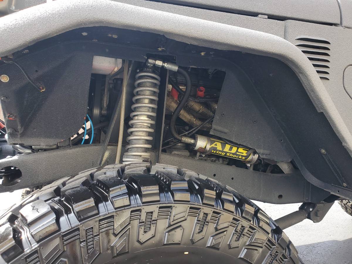 Toyota-fj45-1984-grey-12