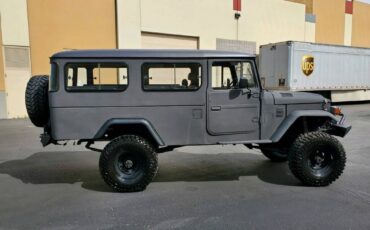 Toyota-fj45-1984-grey-4