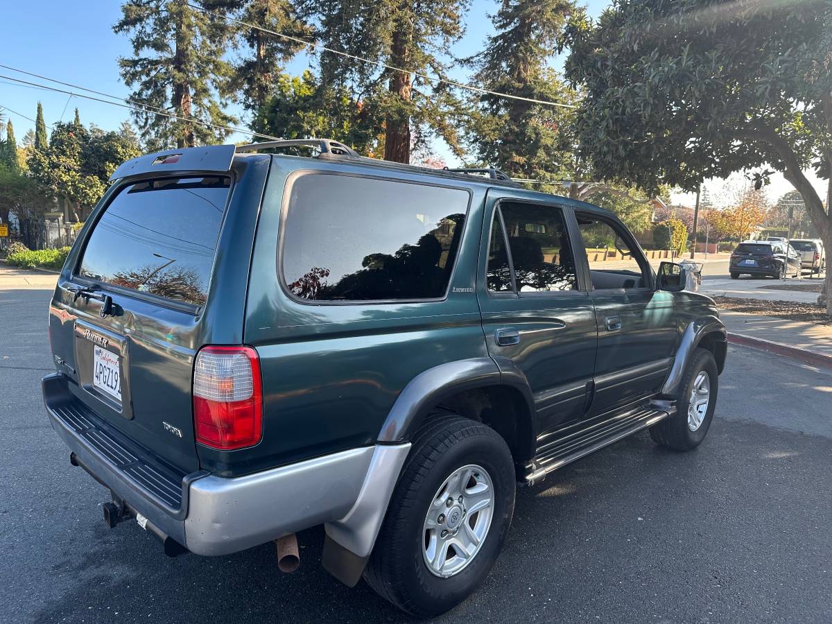 Toyota-forerunner-1996-2