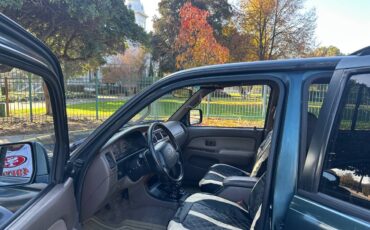 Toyota-forerunner-1996-5