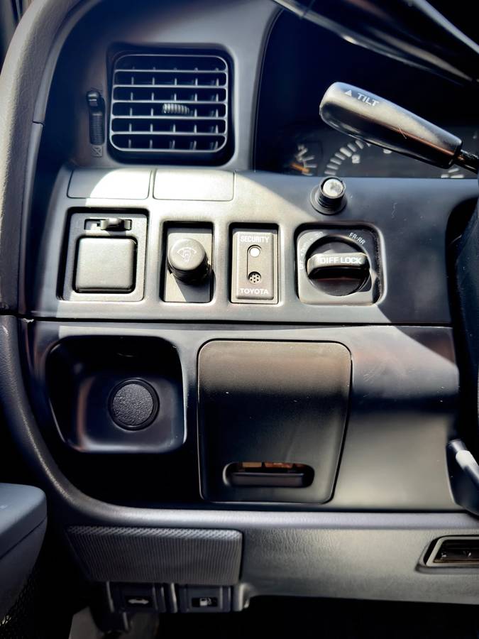 Toyota-fzj80-land-cruiser-1994-green-3