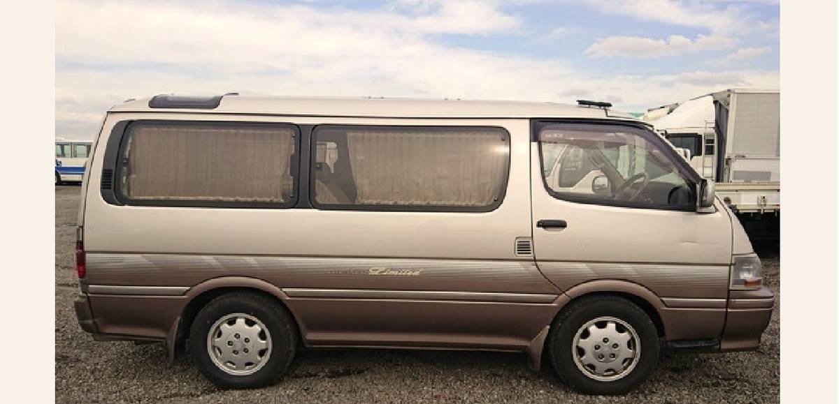 Toyota-hiace-van-diesel-1996-2