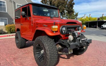 Toyota-land-cruiser-1974-orange-6