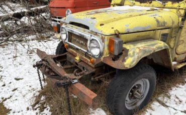 Toyota-land-cruiser-1976-yellow-2