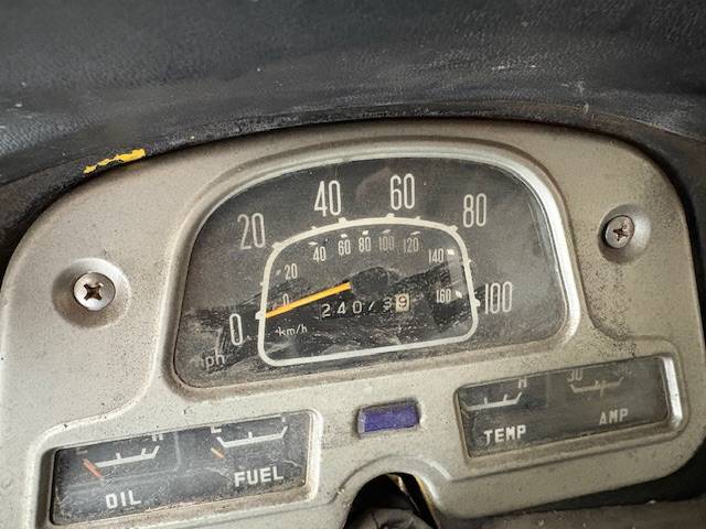 Toyota-land-cruiser-1976-yellow-5