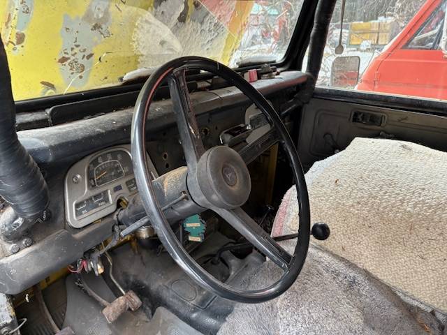 Toyota-land-cruiser-1976-yellow-6