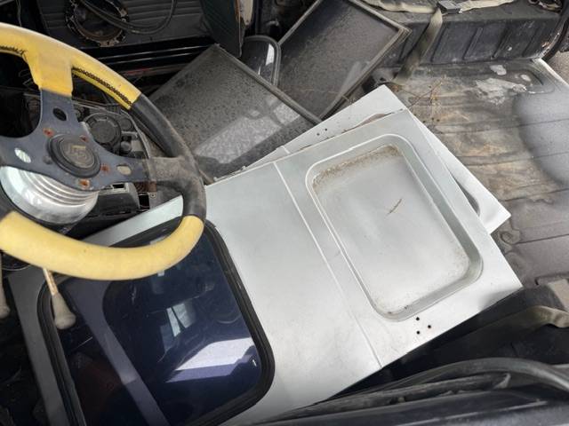 Toyota-land-cruiser-1977-silver-6