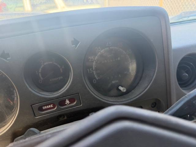 Toyota-land-cruiser-1983-yellow-7