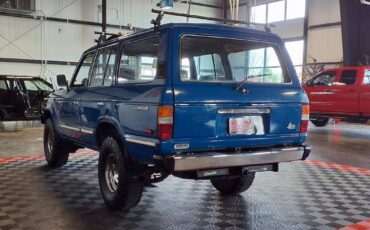 Toyota-land-cruiser-1984-blue-3