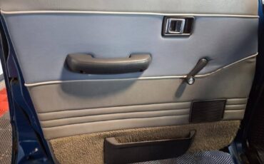 Toyota-land-cruiser-1984-blue-35