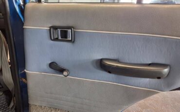 Toyota-land-cruiser-1984-blue-45