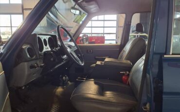 Toyota-land-cruiser-1984-blue-66
