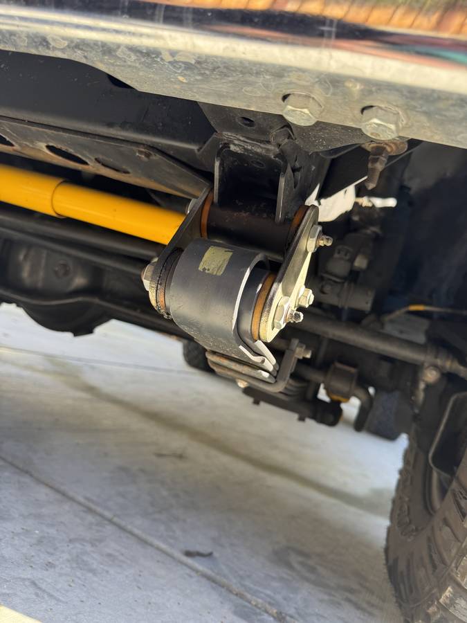 Toyota-land-cruiser-1989-white-1