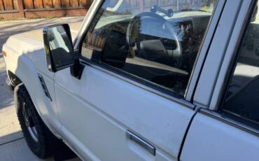 Toyota-land-cruiser-1989-white