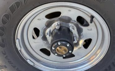 Toyota-land-cruiser-1989-white-7