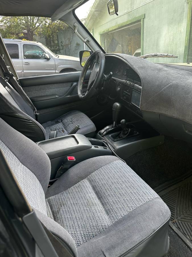 Toyota-land-cruiser-1992-silver-8