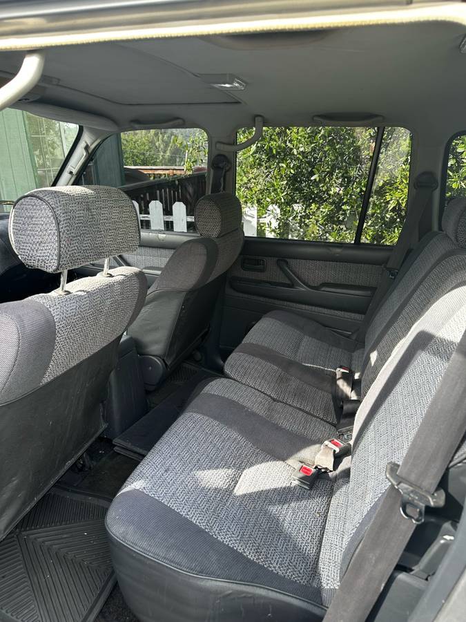 Toyota-land-cruiser-1992-silver-9