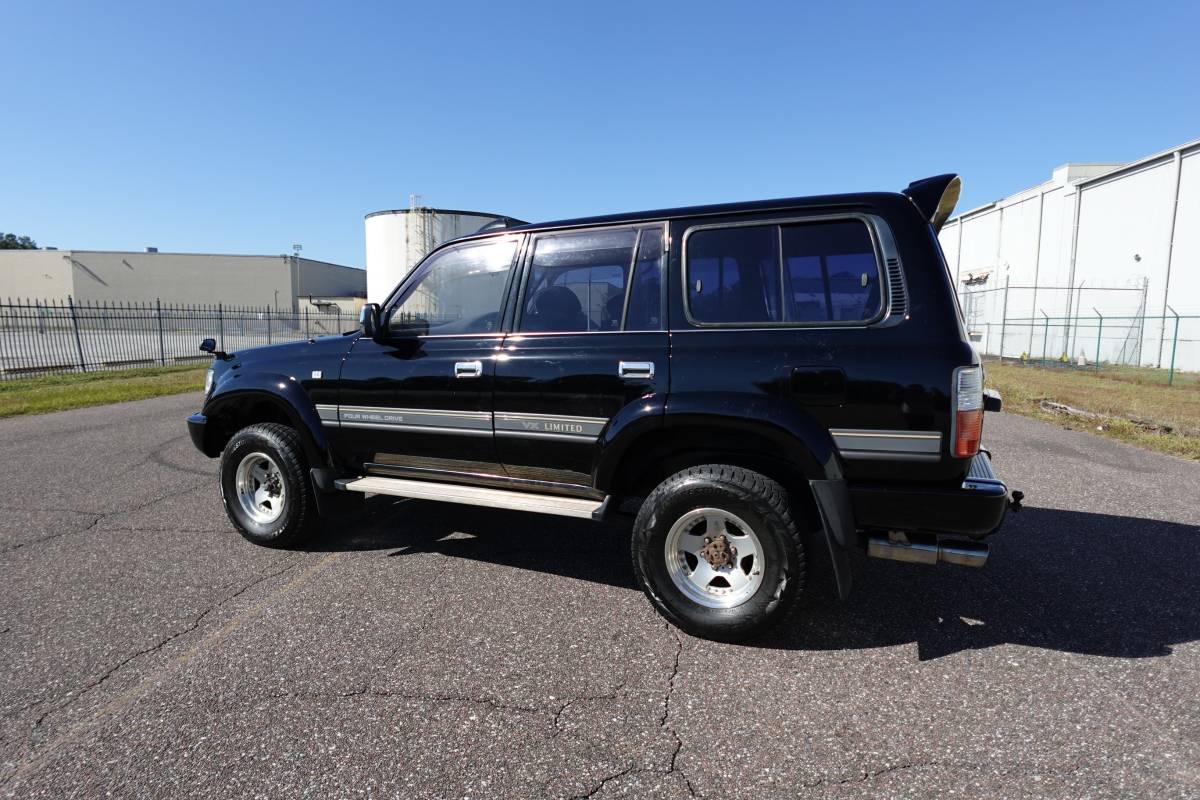 Toyota-land-cruiser-1993-black-18