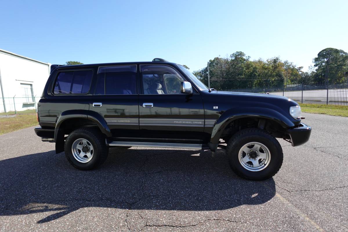 Toyota-land-cruiser-1993-black-5
