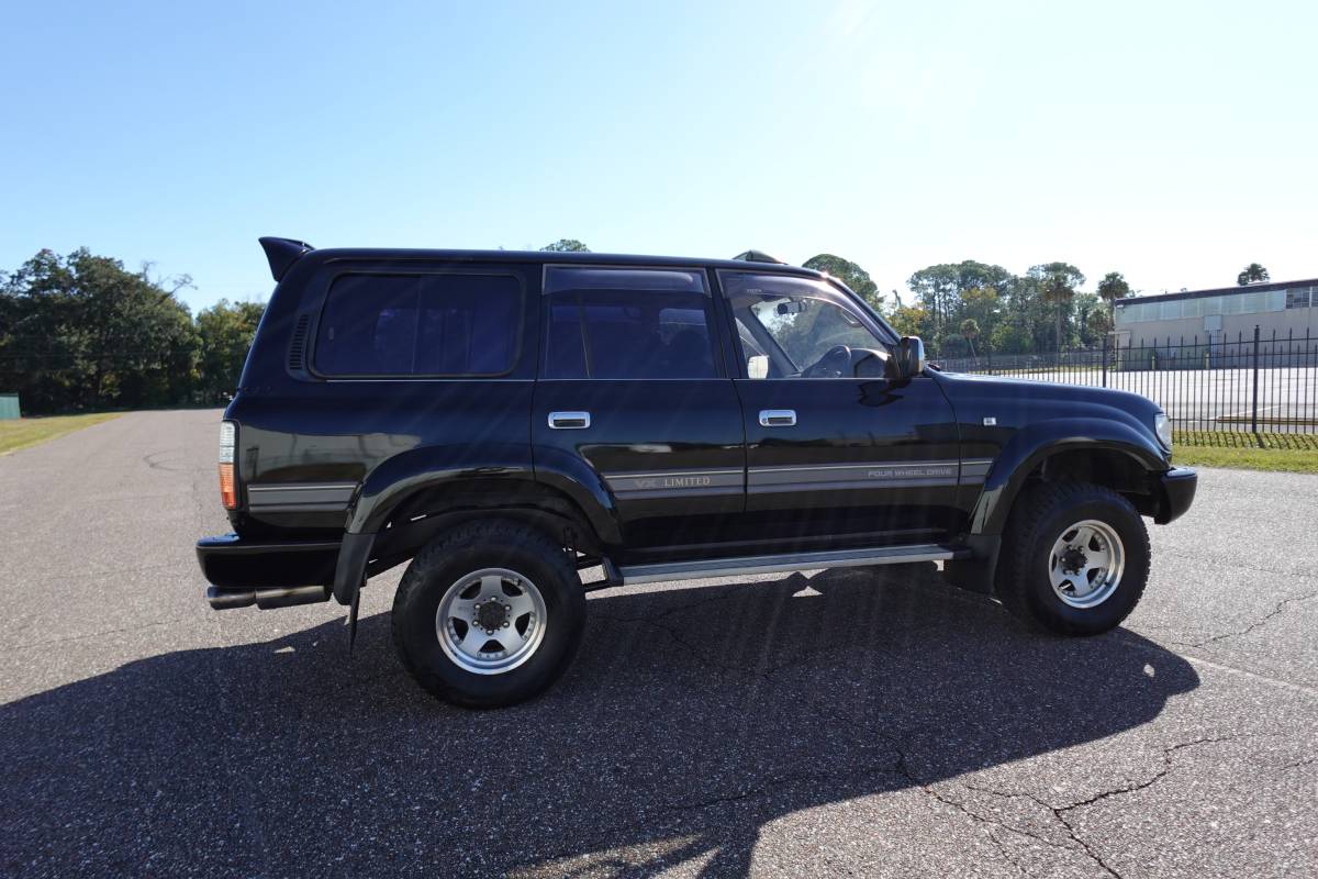 Toyota-land-cruiser-1993-black-6