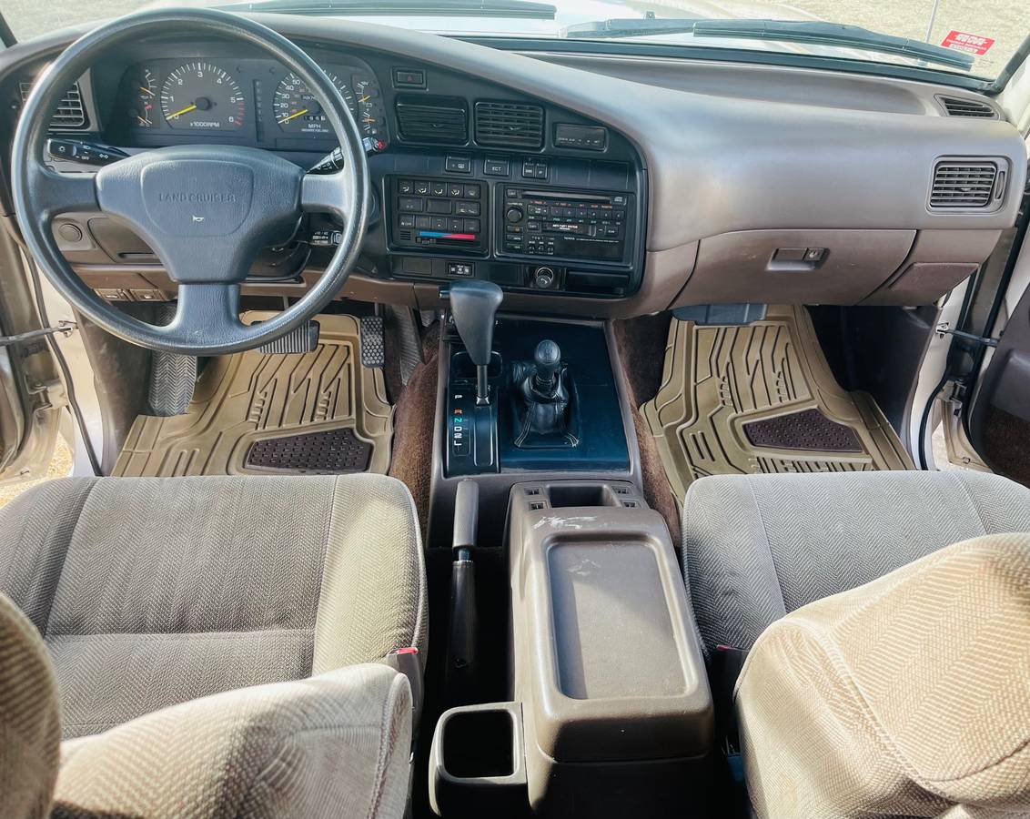 Toyota-land-cruiser-1994-brown-16