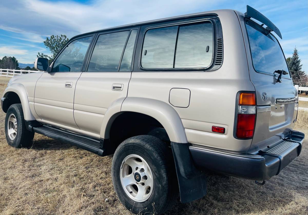 Toyota-land-cruiser-1994-brown-3