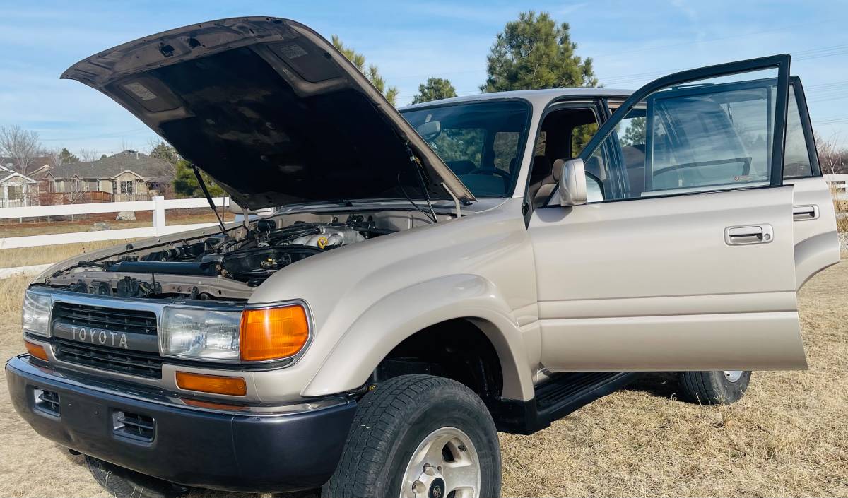 Toyota-land-cruiser-1994-brown-7