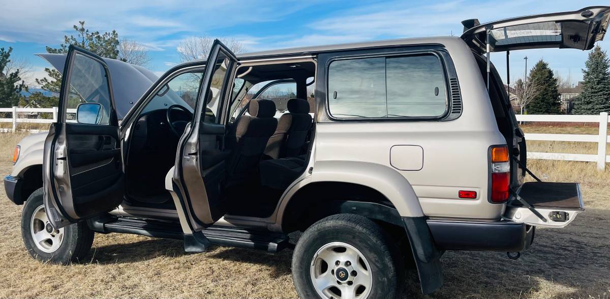 Toyota-land-cruiser-1994-brown-8