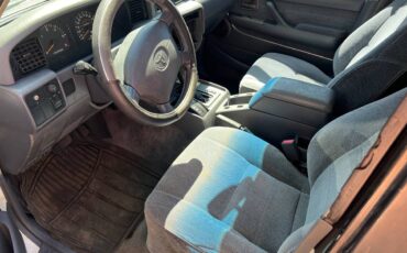 Toyota-land-cruiser-1996-white-6