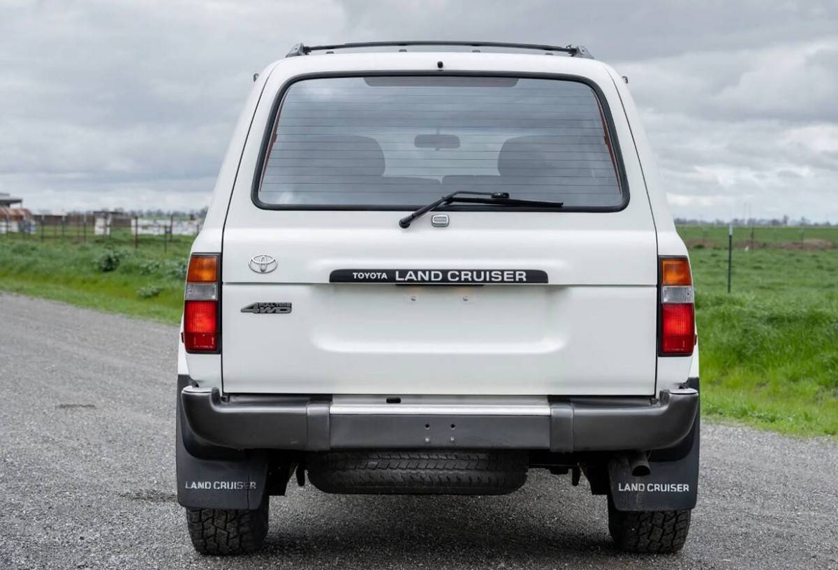 Toyota-land-cruiser-base-4dr-s-1993-white-33