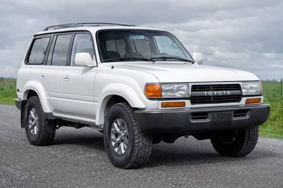 Toyota-land-cruiser-base-4dr-s-1993-white-5