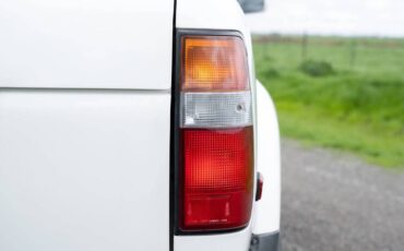 Toyota-land-cruiser-base-4dr-s-1993-white-8