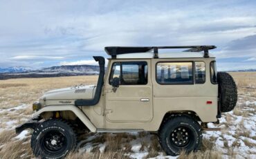 Toyota-land-cruiser-diesel-1983-1