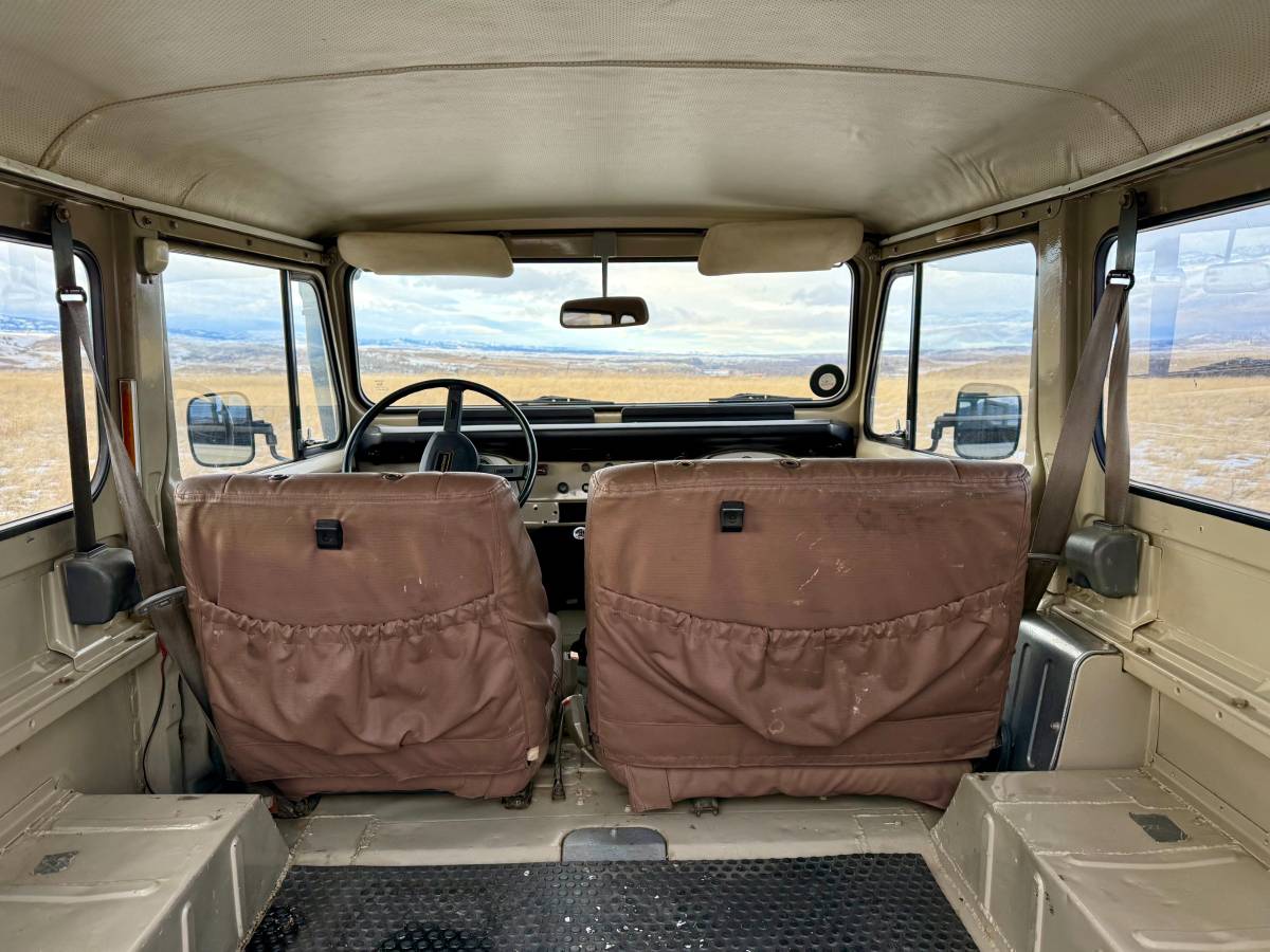 Toyota-land-cruiser-diesel-1983-14