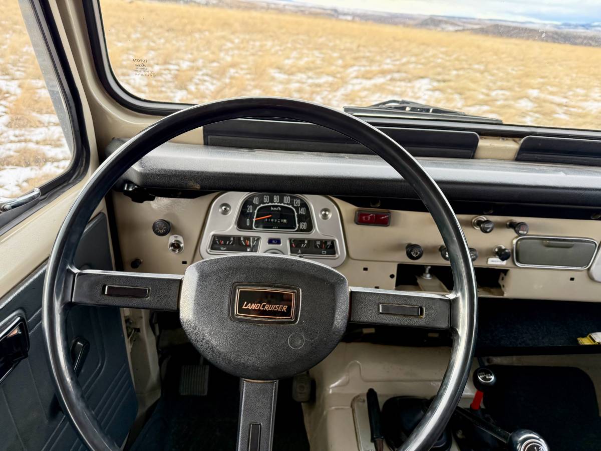 Toyota-land-cruiser-diesel-1983-16