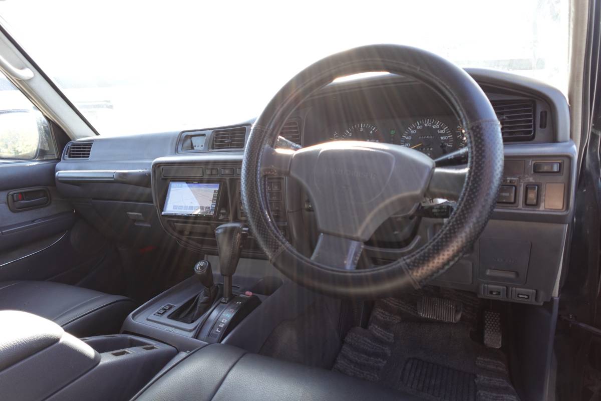 Toyota-land-cruiser-diesel-1996-green-12