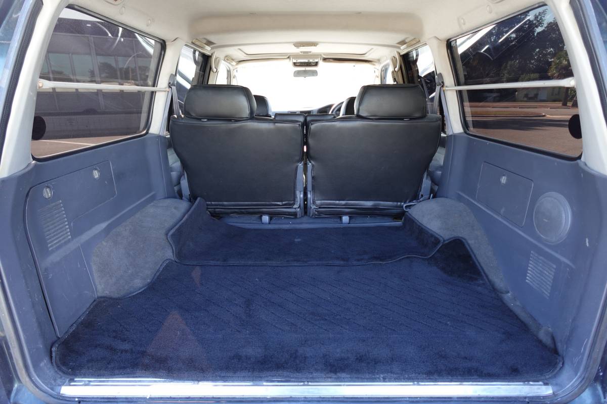 Toyota-land-cruiser-diesel-1996-green-16