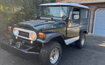 Toyota-land-cruiser-fj40-1966