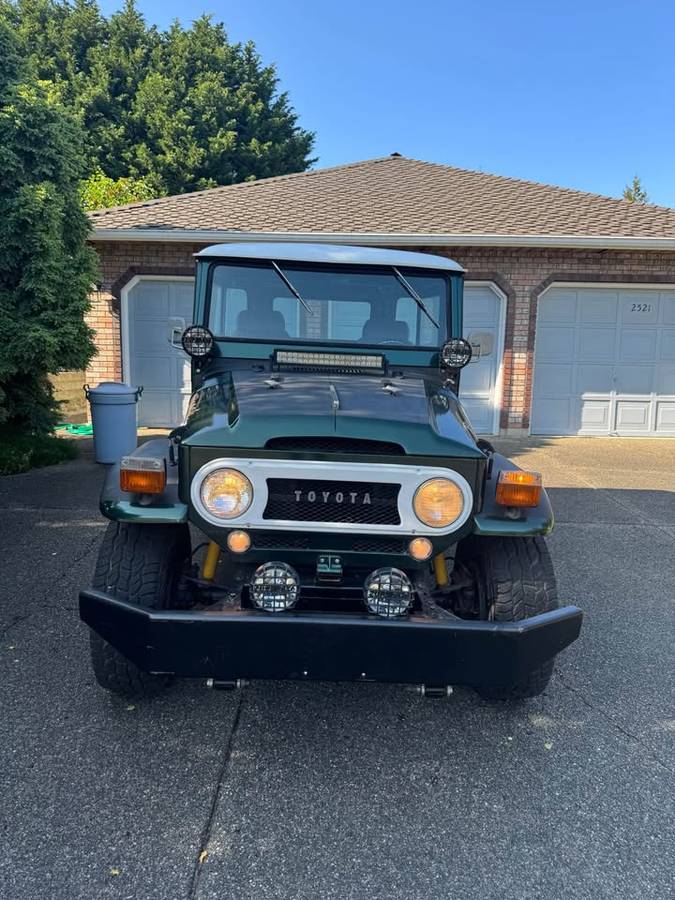 Toyota-land-cruiser-fj40-1966-7