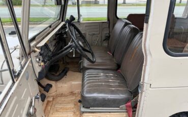 Toyota-land-cruiser-fj40-1969-10