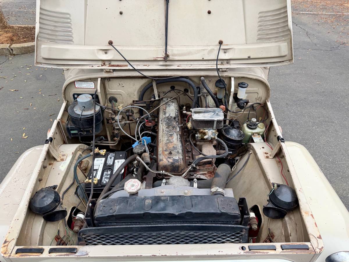 Toyota-land-cruiser-fj40-1969-12