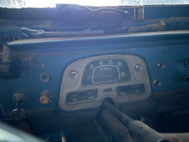 Toyota-land-cruiser-fj40-1969-blue-7