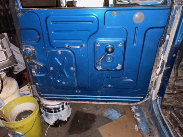 Toyota-land-cruiser-fj40-1969-blue-9