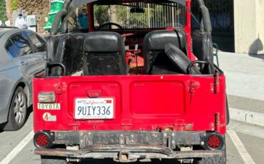 Toyota-land-cruiser-fj40-1973-red-1