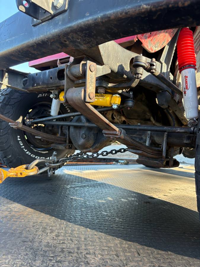 Toyota-land-cruiser-fj40-1973-red-5